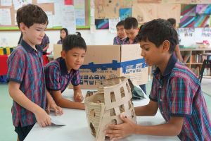 Chatsworth_International_School_children_collaborating